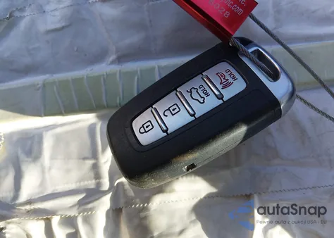 2013 Hyundai Sonata Hybrid Limited z USA, uszkodzony, nr VIN KMHEC4A48DA074378